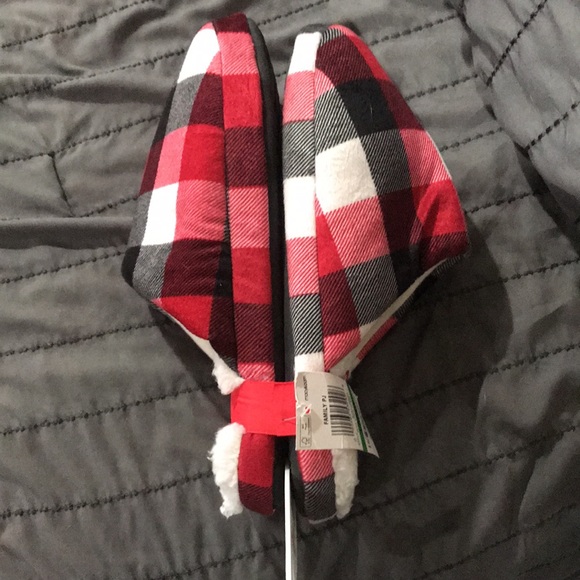 Family PJ slippers from Macy’s - Picture 5 of 9